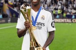 开云中国官网转会期突围战来临，皇家马德里围绕NBA季后赛战术微调，引发热议，赛季目标并未改变的简单介绍