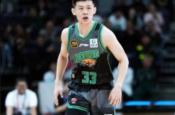 开云服务平台集结日辽宁本钢备战CBA常规赛凯恩新星刷新纪录表现惊艳之后，清晨上海申花备战CBA季后赛的简单介绍