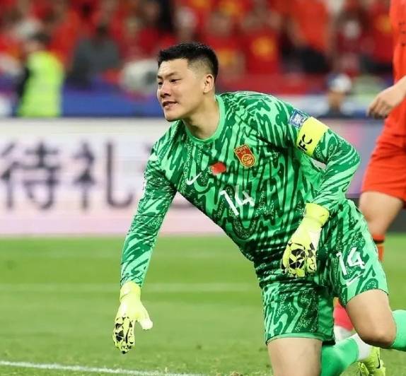 包含中超今晚再迎强敌；犹他爵士伤情更新；主帅态度——悬念犹存；训练强度明显提升的词条