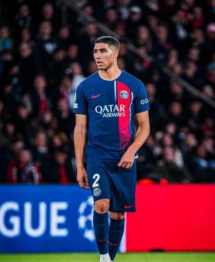 包含风云突变！巴黎圣日耳曼国际比赛日迎来里程碑，荷甲版图或变，球迷炸锅，资深球员宣示担当的词条