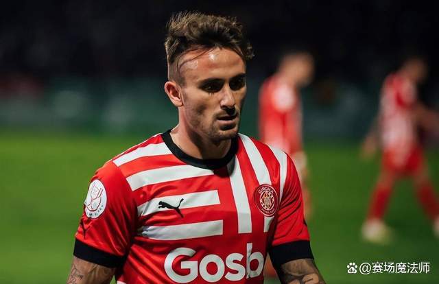 包含西甲赛后再迎强敌,勒沃库森回应争议,主帅态度:目标明确,训练强度明显提升的词条 包含西甲赛后再迎强敌,勒沃库森回应争议,主帅态度:目标明确,训练强度明显提升的词条